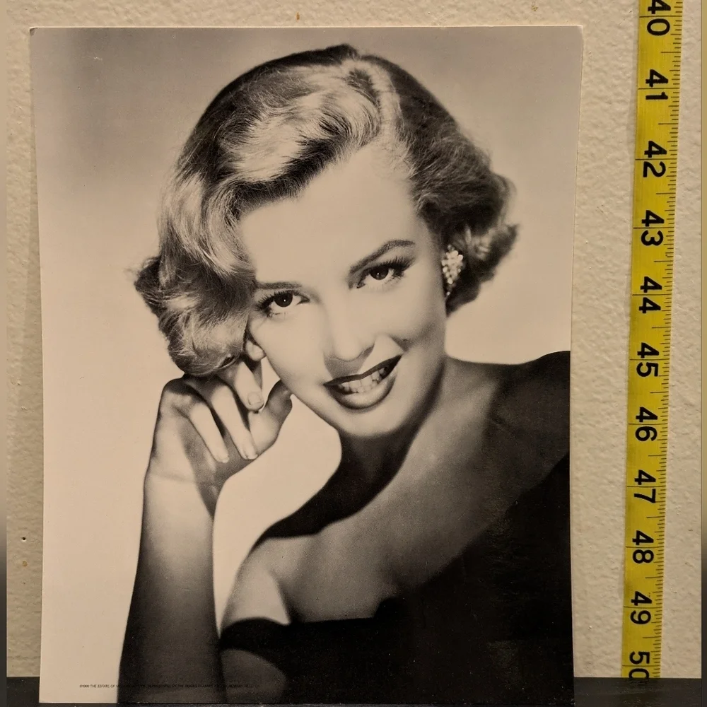 Black and White Vintage Portrait Print Advance Graphics 1989